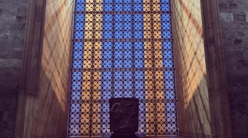 &Uuml;nl&uuml; İş Adamından Anıtkabir Paylaşımı