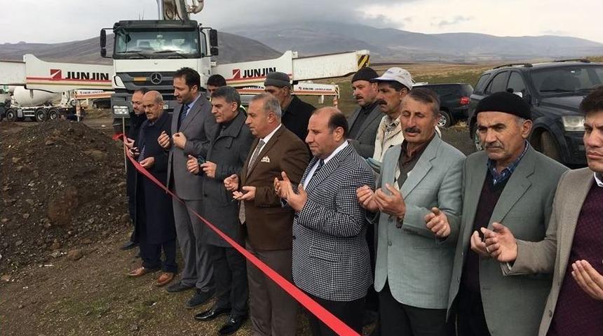 Tatvan&rsquo;da Camii Yapımı