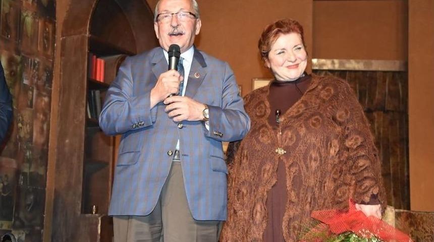 Mustafa Kemal&rsquo;le Bin G&uuml;n Latife Malkara&rsquo;da Sahnelendi