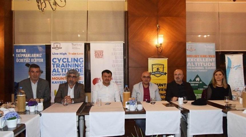 Bisiklet Spor Otoriterlerinden Erciyes Y&uuml;ksek İrtifa Bisiklet Kamplarına Tam Not