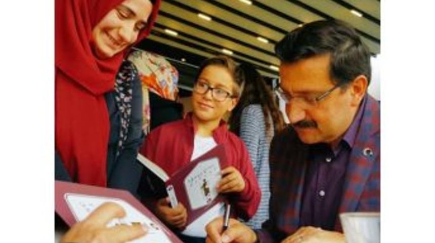 Ke&ccedil;i&ouml;ren Belediyesinden T&uuml;rk Edebiyatına Katkı