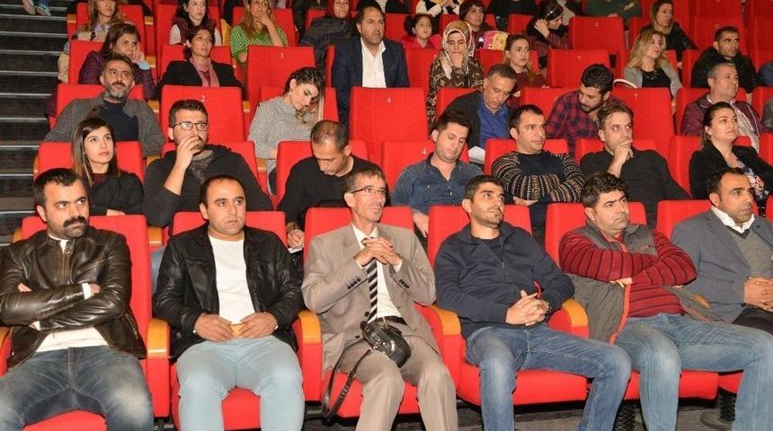 &Ouml;ğretmenler Atık Pil Konusunda Bilgilendirildi