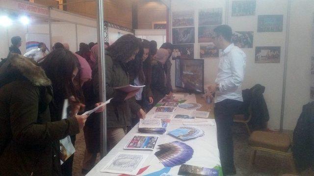 Düzce Üniversitesi Konya’da Üniversite Adaylarıyla Buluştu