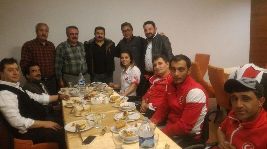 Nene Hatun Spor Kul&uuml;b&uuml; Y&ouml;neticileri Bedensel Engelli Sporcularla Bir Araya Geldi