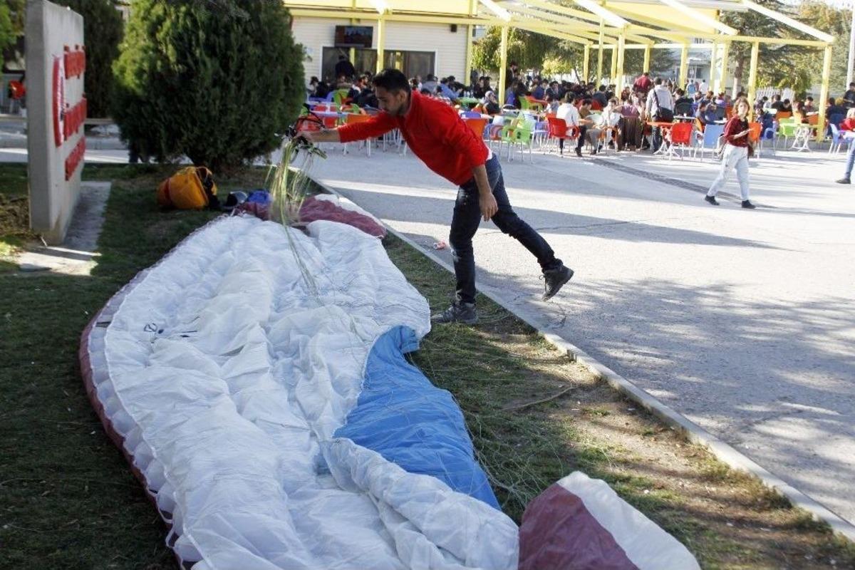Bu Da Yama&ccedil; Paraş&uuml;tl&uuml; Okul Servisi