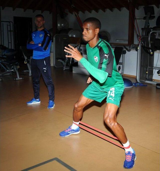 Bursaspor Kondisyon Salonunda Çalıştı 2