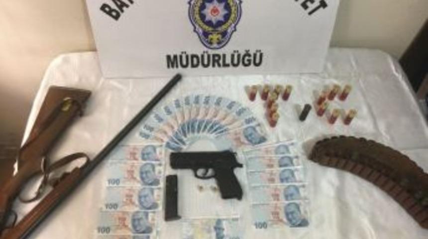 Malatya&rsquo;da Sahte Para Ele Ge&ccedil;irildi