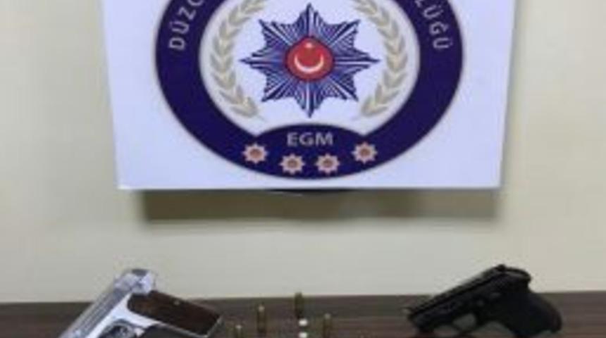 Uyuşturucu Satan 2 Kişi Tutuklandı