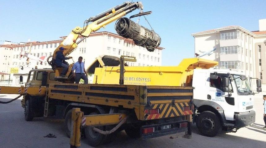 Thk Aksu&rsquo;ya F-4 Motoru Hediye Etti