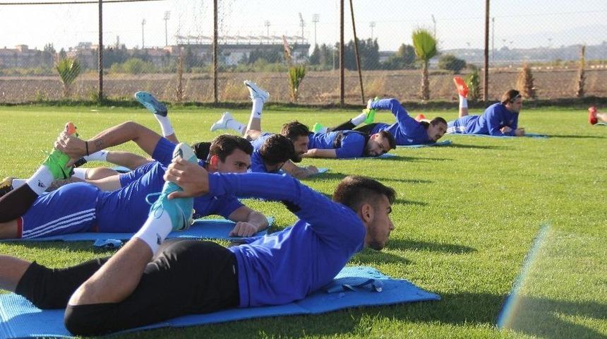 Karab&uuml;kspor, Antalya&rsquo;da Kampa Girdi