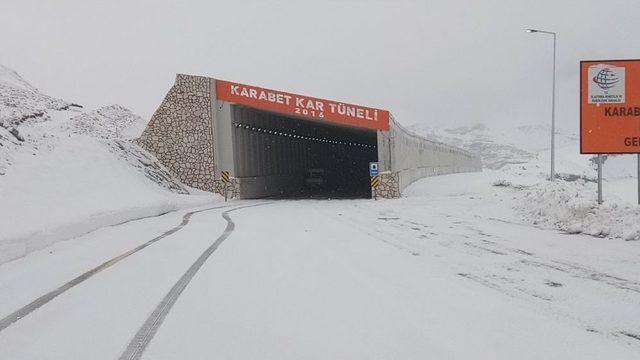 Van’da Kar Yağışı Yüksek Kesimlerde Etkili Oluyor