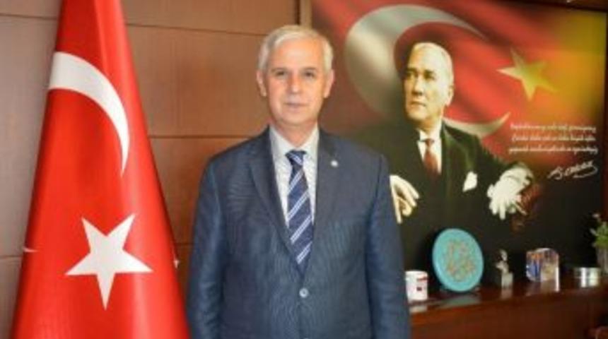 Başkan S&uuml;leyman Toyran&rsquo;dan Kadınlar G&uuml;n&uuml; Mesajı