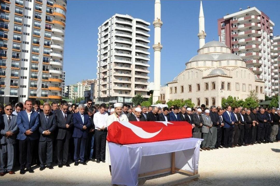 24. D&ouml;nem Milletvekili Nebi Bozkurt Son Yolculuğuna Uğurlandı