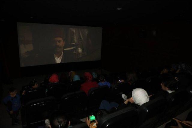 Kilis Belediyesi Bayanları Sinema İle Buluşturuyor 1