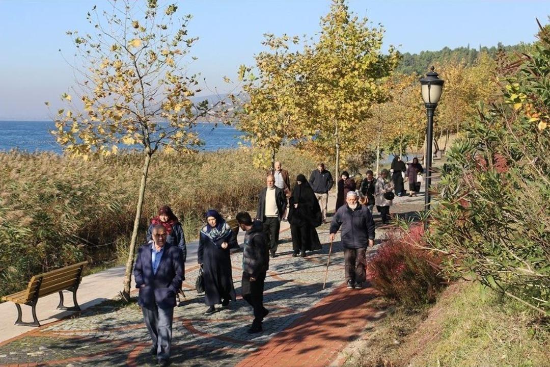 Yaşlılar Yadem İle Daha Mutlu