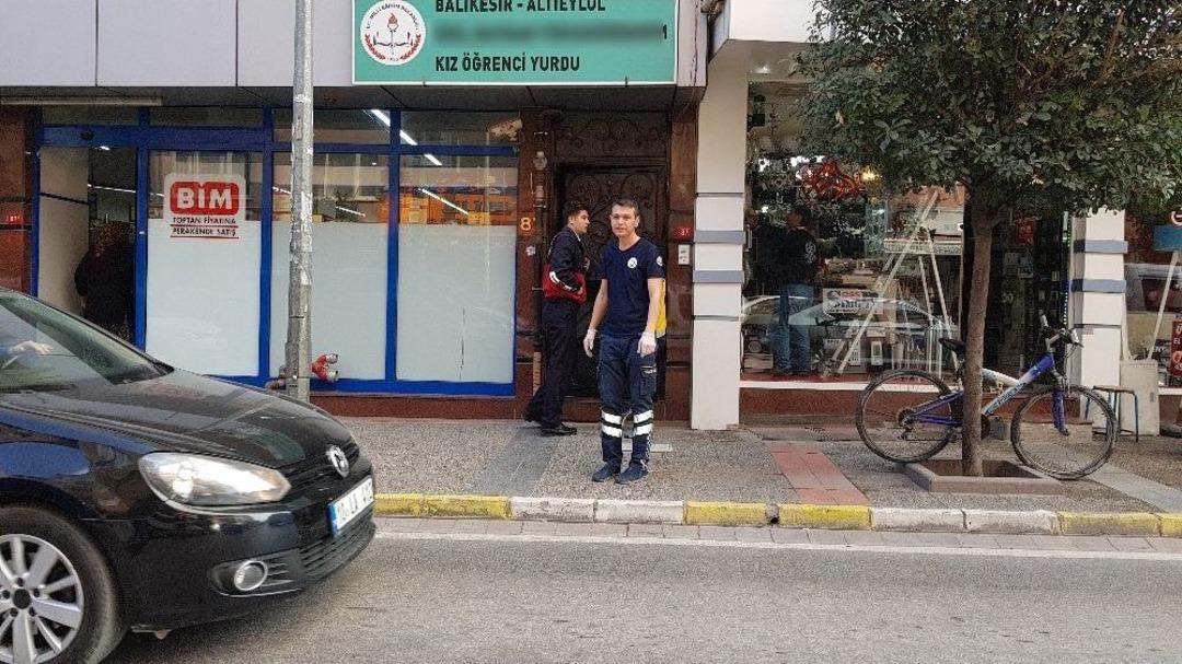 Kız Yurdunda Yangın Paniği