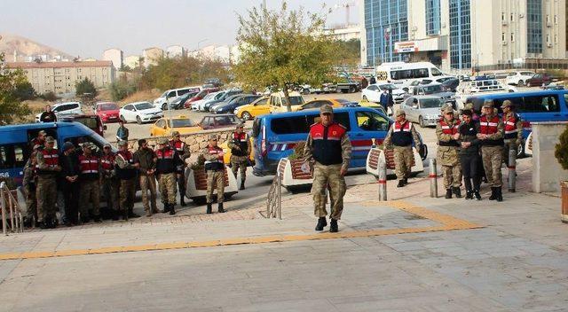 Sosyal Medyada Fetö Propagandası Yapan 6 Şüpheli Adliyeye Sevk Edildi