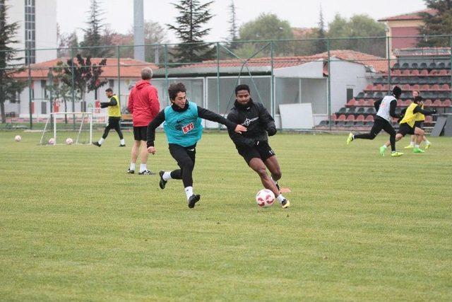 Eskişehirspor Milli Maç Arasını Değerlendiriyor