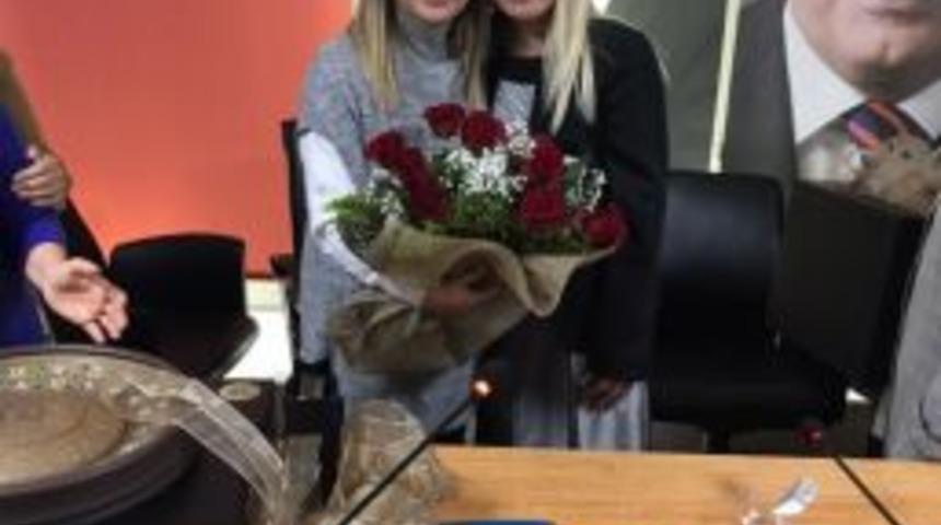 Ak Parti Kadın Kollarında G&ouml;rev Değişimi