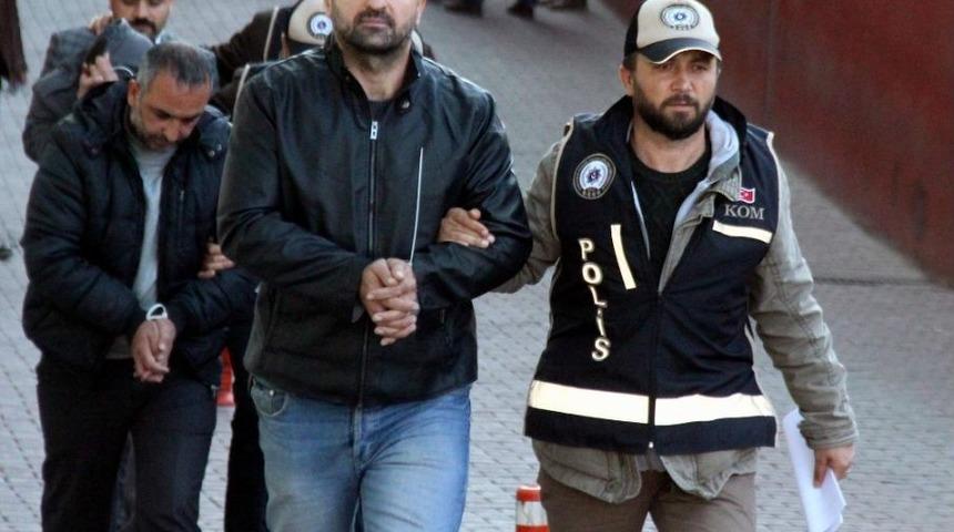 G&ouml;zaltına Alınan 19 Kişiden 4&rsquo;&uuml; Adliyeye &Ccedil;ıkarıldı
