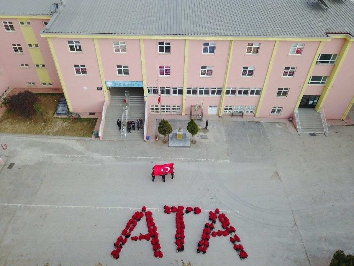 &Ouml;ğrenciler Ata&rsquo;ya Olan Sevgilerini B&ouml;yle İfade Ettiler