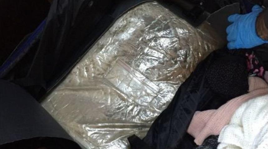 Yolcu Otob&uuml;s&uuml;yle Eroin Taşıyan İki Kişi Dilovası&rsquo;nda Yakalandı