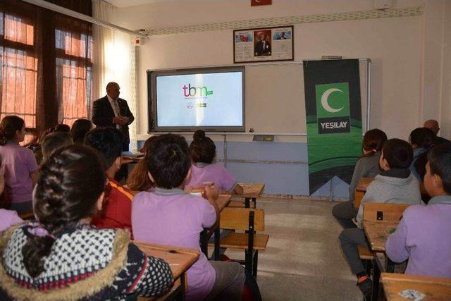 Yeşilay&rsquo;dan Bağımlılıkla M&uuml;cadele Semineri 1