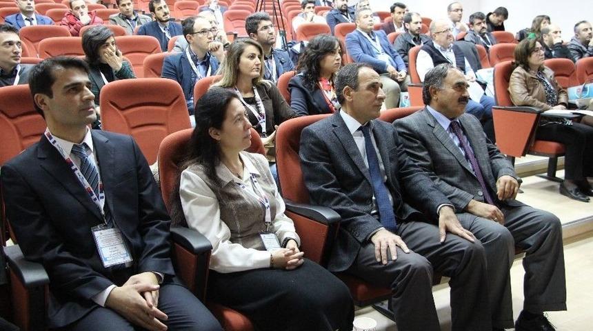 F&uuml;&rsquo;de Tubitak Proje Hazırlama Ve Y&uuml;r&uuml;tme Etkinliği