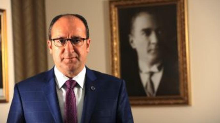 &Uuml;nl&uuml;&rsquo;den 10 Kasım Mesajı