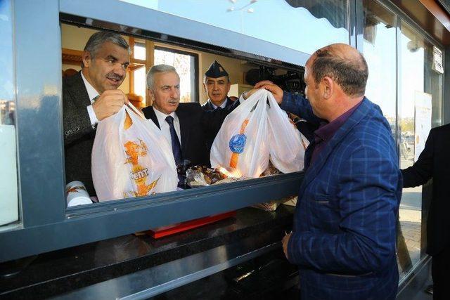 Vali Kam&ccedil;ı Emniyet Hizmet Binalarını İnceledi 2