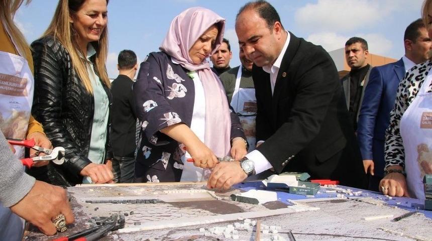 Şanlıurfa Mozaik &Ccedil;alıştayı Ve Yarışması G&ouml;beklitepe Demostrasyonu İle Devam Etti