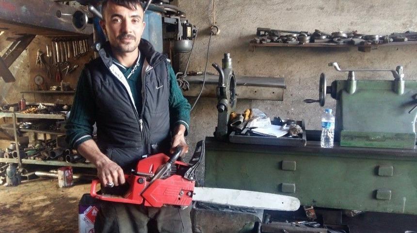 Kaynak Ustasından Motorlu Testereyle Damat Tıraşı