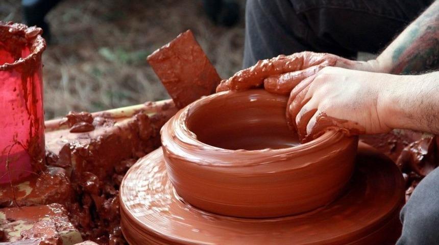 &Ccedil;amurun Seramiğe Yolculuğu