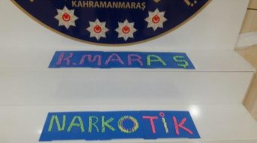 &Uuml;zerinden 890 Adet Uyuşturucu Hap &Ccedil;ıktı