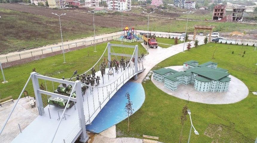 15 Temmuz Milli İrade Parkı Vatandaşları Bilin&ccedil;lendiriyor