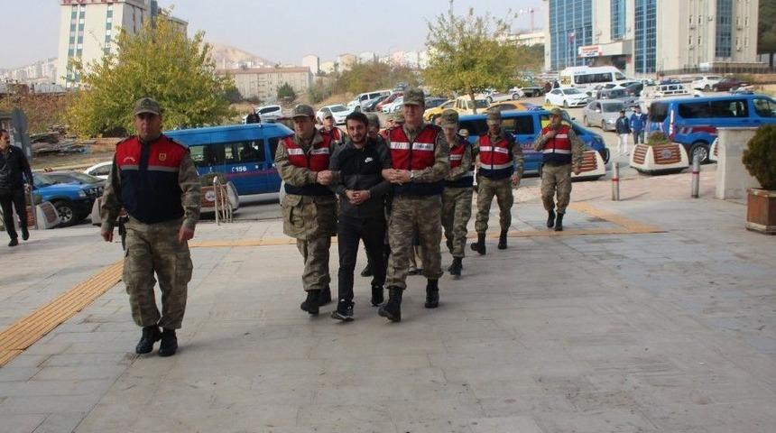 Elazığ&rsquo;da Fet&ouml; Propagandası Yapan 6 Ş&uuml;pheli Tutuklandı