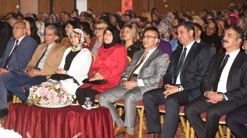 &ldquo;mutlu Aile Ve Sosyal Refah&rdquo; Ve &ldquo;gelecek Sen Ol&rdquo; Projeleri