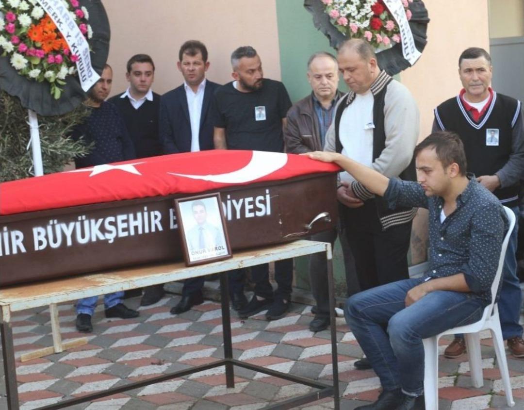 Kışladaki Kazada Hayatını Kaybeden İş&ccedil;i Son Yolculuğuna Uğurlandı