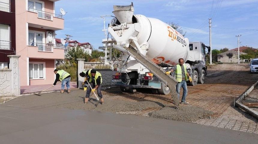 Başiskele&rsquo;de Sokaklar Betonla Kaplanıyor