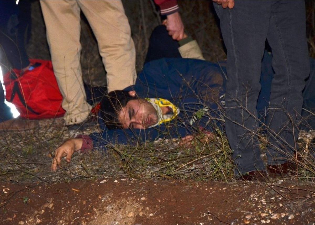 İş&ccedil;ileri Taşıyan Servis Takla Attı: 15 Yaralı