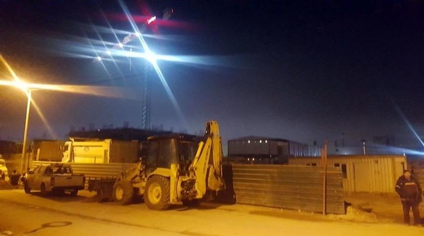 Site İnşaatında G&ouml;&ccedil;&uuml;k: 3 İş&ccedil;i Yaralı