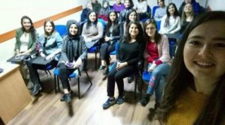 Şaphane&rsquo;de &rsquo;işaret Dili Kursu&rsquo; A&ccedil;ıldı