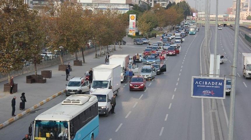 Saat 9&rsquo;u 5 Ge&ccedil;e E-5&rsquo;te Trafik Durdu