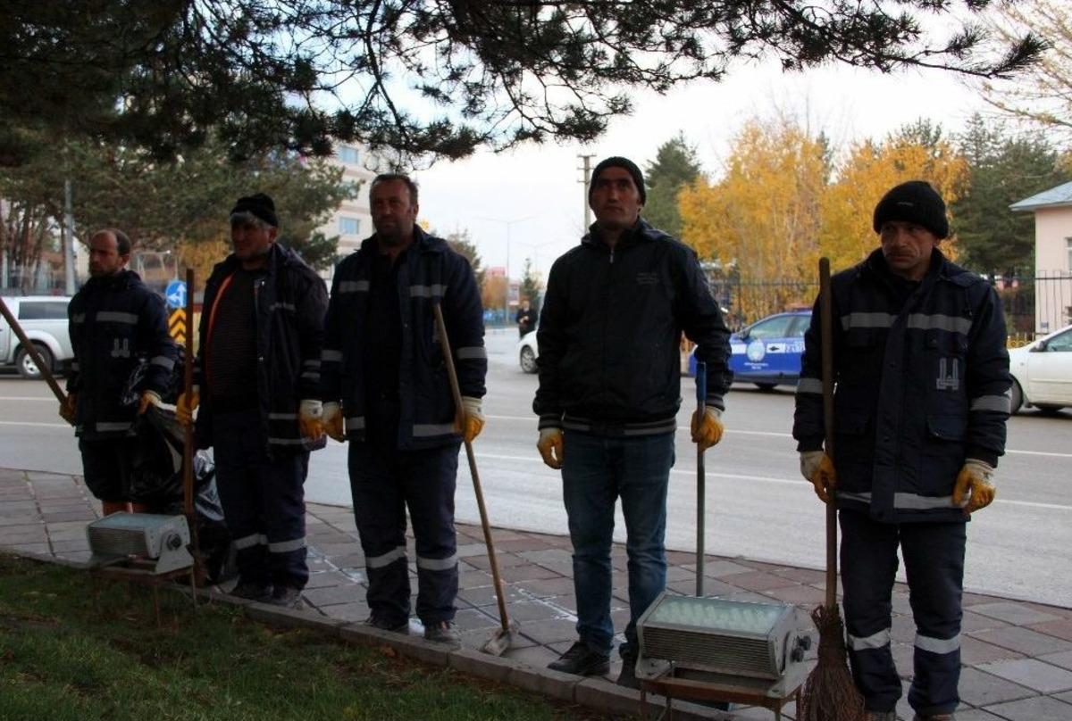 Erzurum&rsquo;da 10 Kasım T&ouml;reni
