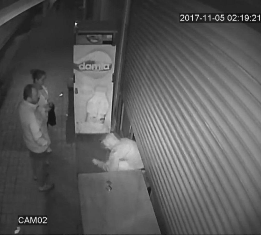 Hırsız Market Sahibine Yumruk Atıp Ka&ccedil;tı