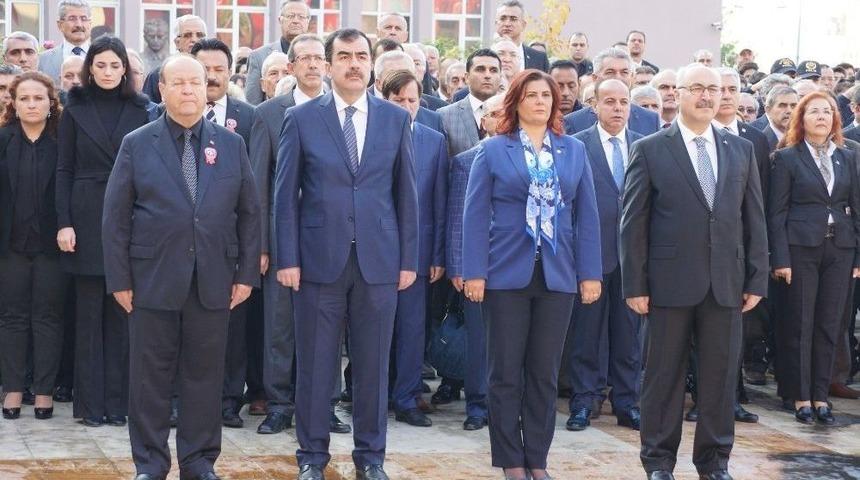 Atat&uuml;rk, Aydın&rsquo;da D&uuml;zenlenen T&ouml;renlerle Anıldı