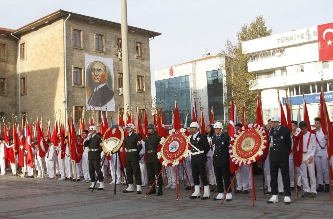 Isparta&rsquo;da Atat&uuml;rk&rsquo;&uuml; Anma Programı