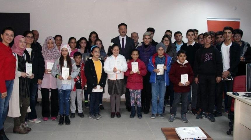 Kitap Okuma Halkaları Oluşturuluyor