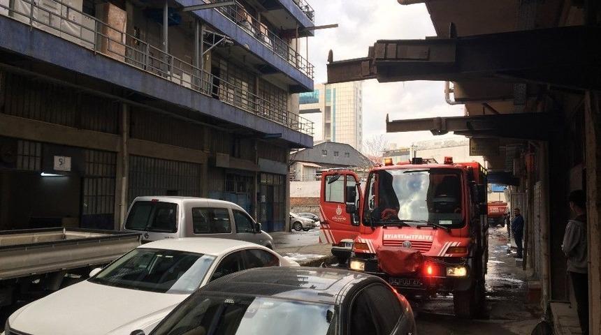 Bayrampaşa’da Korkutan Yangın