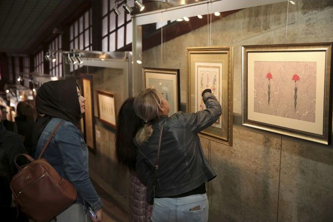 &lsquo;&ccedil;erağ&rsquo; H&uuml;nkar Kasrı&rsquo;nda Sanatseverlerle Buluştu